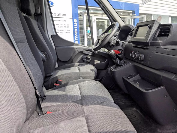 RENAULT Master Fg F3500 L2H3 2.3 dCi 135ch Grand Confort E6 16241.67€ ht - Miniature 23