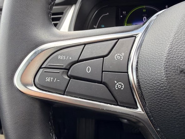 RENAULT Captur 1.6 E-Tech full hybrid 145ch Evolution - Miniature 19