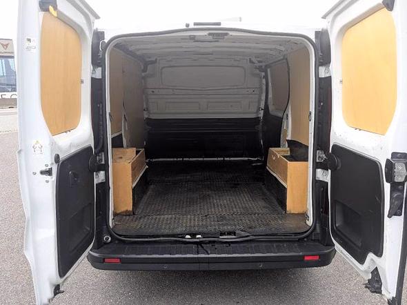 RENAULT Trafic Fg L1H1 3T 2.0 Blue dCi 130ch Grand Confort TVA RECUPERABLE - Miniature 5