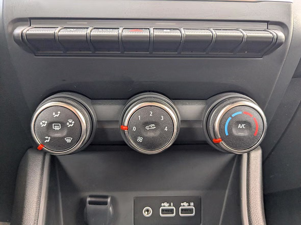 RENAULT Captur 1.0 Eco-G 100ch Evolution - Miniature 17