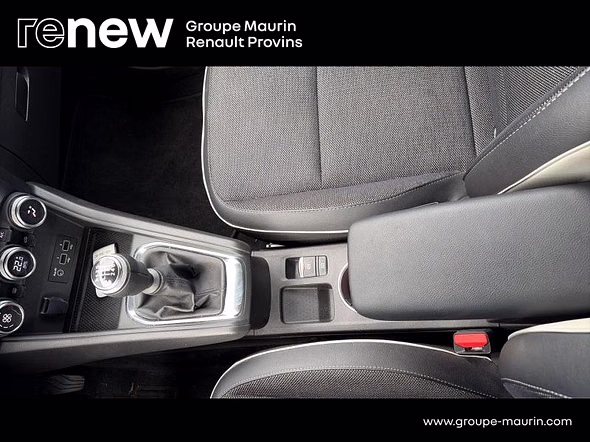 RENAULT Captur 1.3 TCe mild hybrid 140ch Techno - Miniature 26