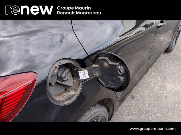 RENAULT Clio 1.6 E-Tech hybride 145ch Engineered - Miniature 18