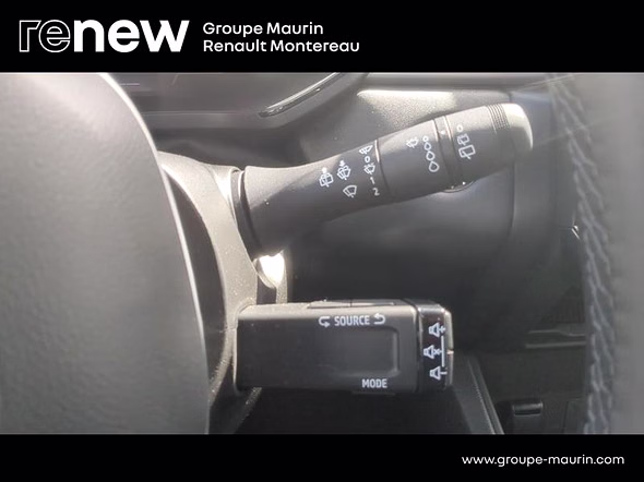 RENAULT Captur 1.6 E-Tech full hybrid 145ch Evolution - Miniature 23