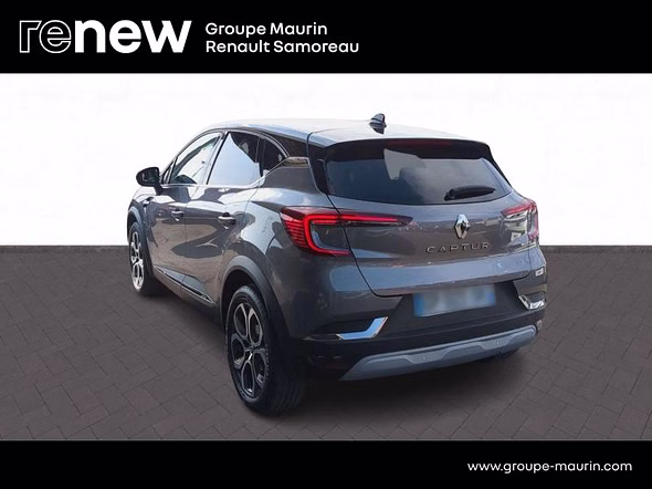 RENAULT Captur 1.3 TCe mild hybrid 140ch Techno - Vue 4