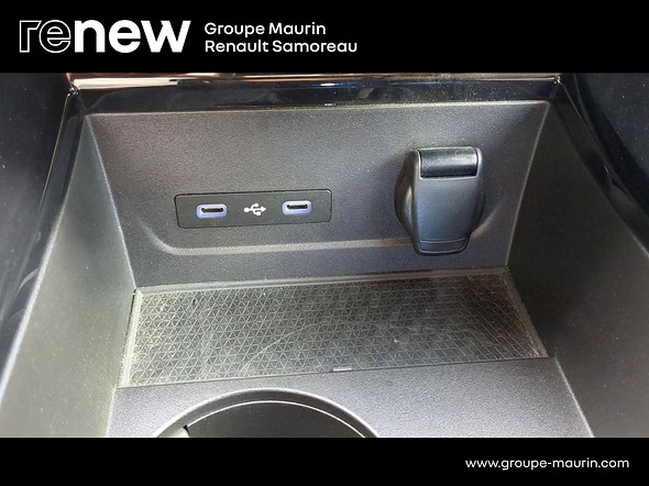 RENAULT Austral 1.2 E-Tech full hybrid 200ch Iconic esprit Alpine - Miniature 27