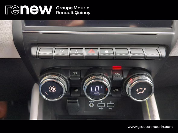 RENAULT Clio 1.6 E-Tech hybride 145ch Techno - Miniature 27