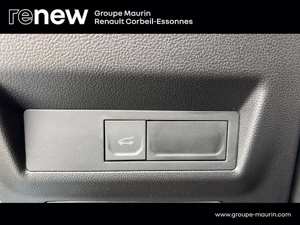 RENAULT Symbioz 1.6 E-Tech full hybrid 145ch Iconic - Miniature 22