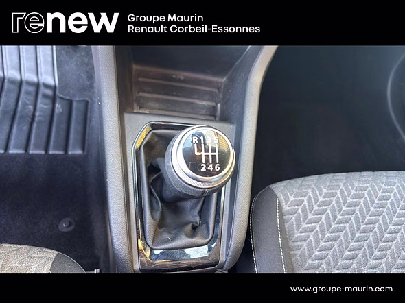 RENAULT Clio 1.0 TCe 90ch Evolution - Miniature 27