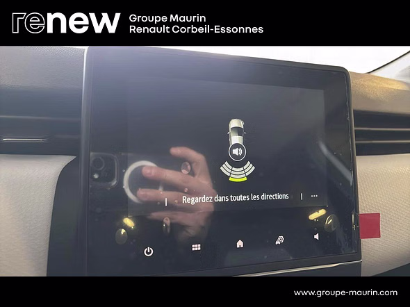 RENAULT Clio Réversible 1.6 E-Tech full hybrid 145 Evolution - Miniature 23