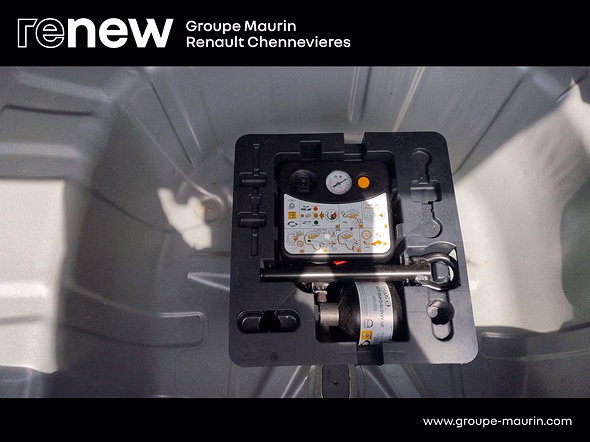RENAULT Captur 1.3 TCe mild hybrid 140ch Techno - Miniature 30