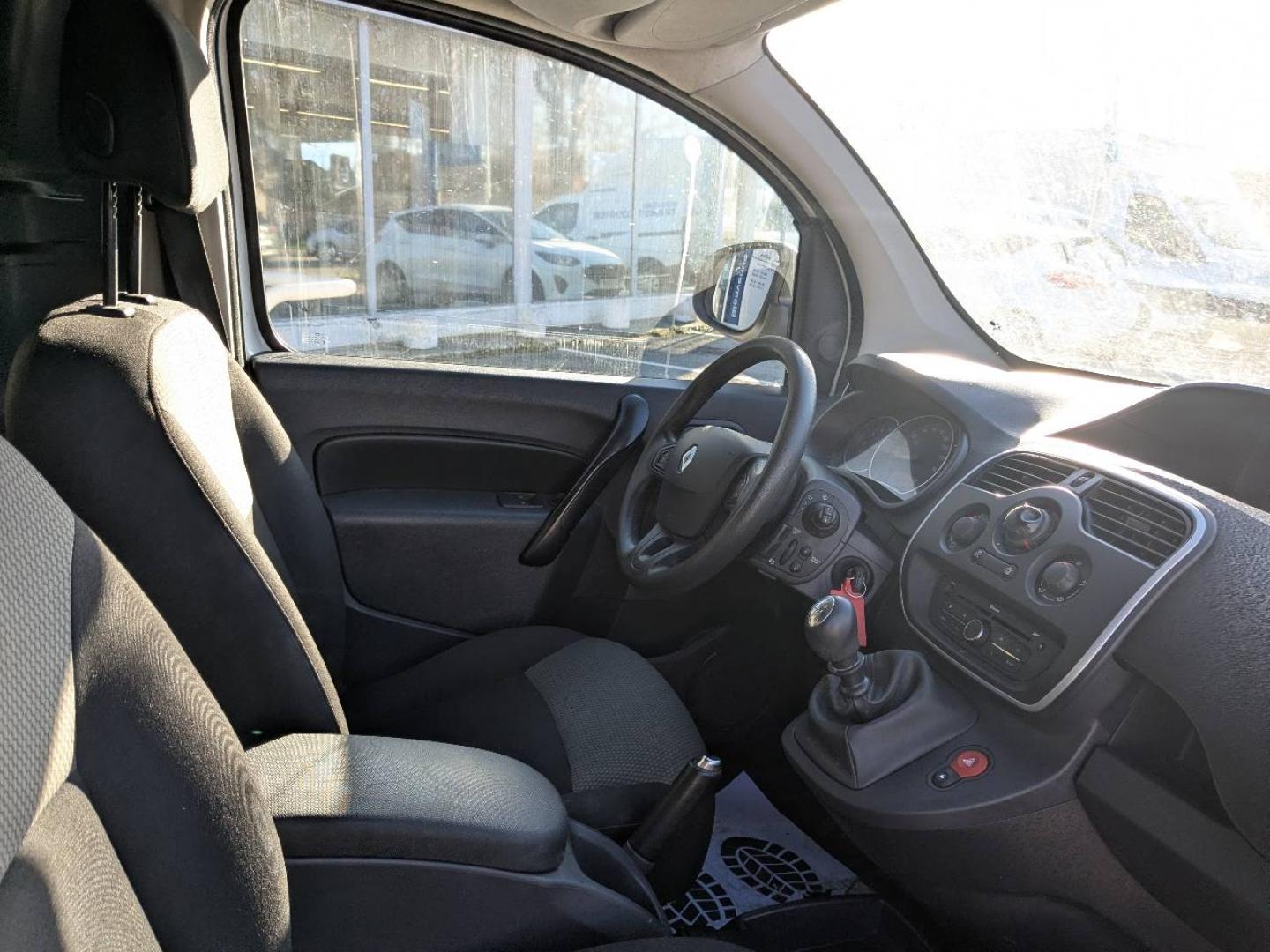 RENAULT Kangoo Express 1.5 dCi 110ch energy Extra R-Link Euro6   8741.67€ ht - Photo 4