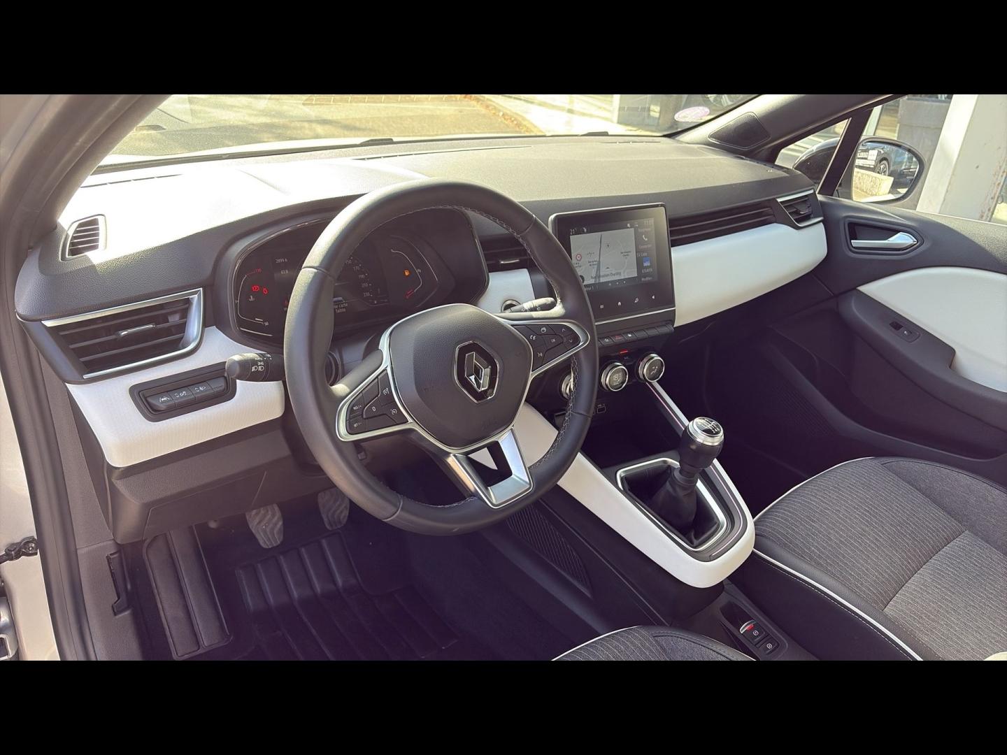 RENAULT Clio 1.0 TCe 90ch Techno - Photo 7