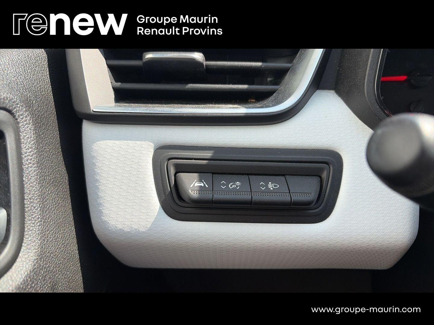 RENAULT Clio 1.0 TCe 90ch Evolution - Photo 18