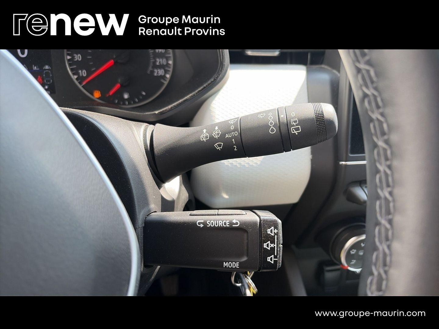 RENAULT Clio 1.0 TCe 90ch Evolution - Photo 23