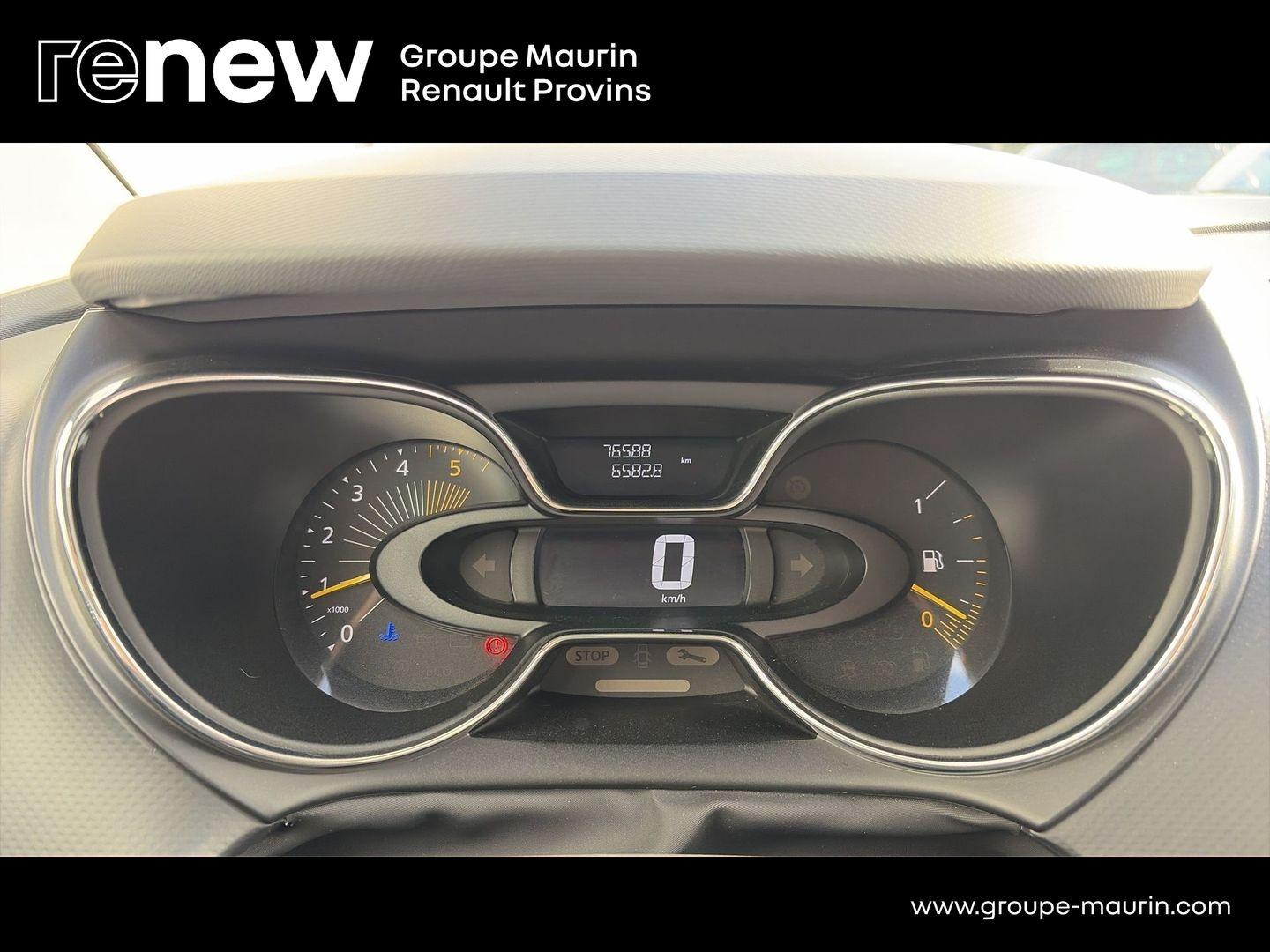 RENAULT Captur 1.5 dCi 110ch Stop&Start energy Intens - Photo 21