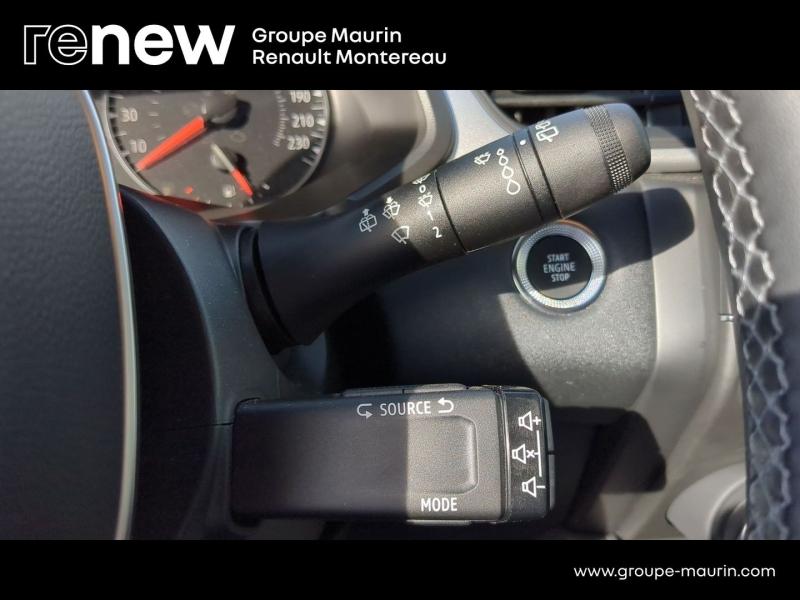 RENAULT Captur 1.3 TCe mild hybrid 140ch Evolution EDC - Photo 27