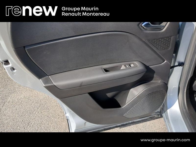 RENAULT Captur 1.6 E-Tech hybride 145ch Equilibre - Photo 18