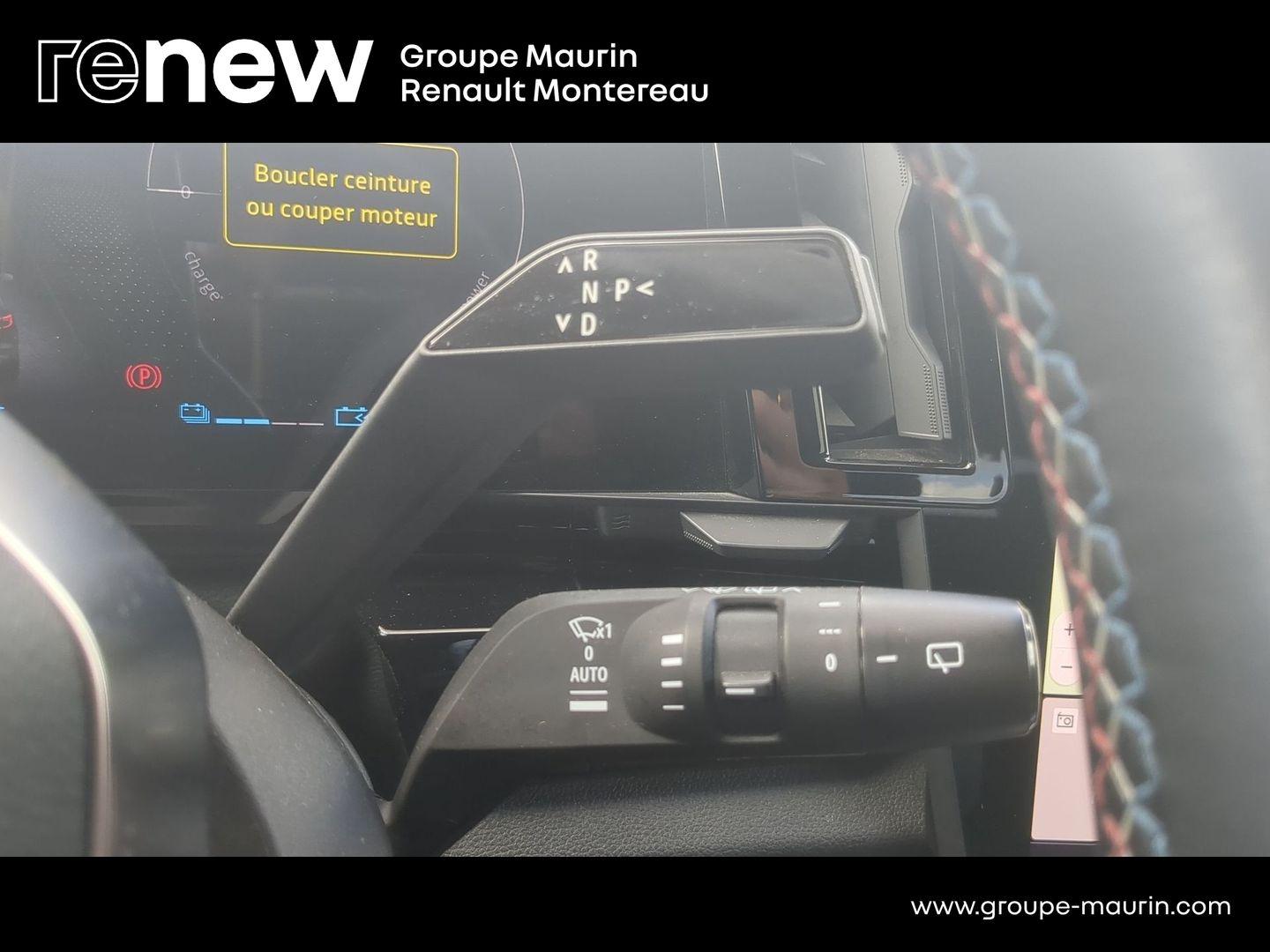 RENAULT Austral 1.2 E-Tech full hybrid 200ch Iconic esprit Alpine- 23 - Photo 28