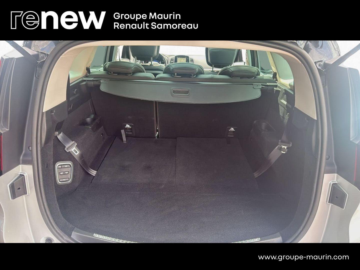 RENAULT Grand Scenic 1.6 dCi 130ch Energy Initiale Paris - Photo 10