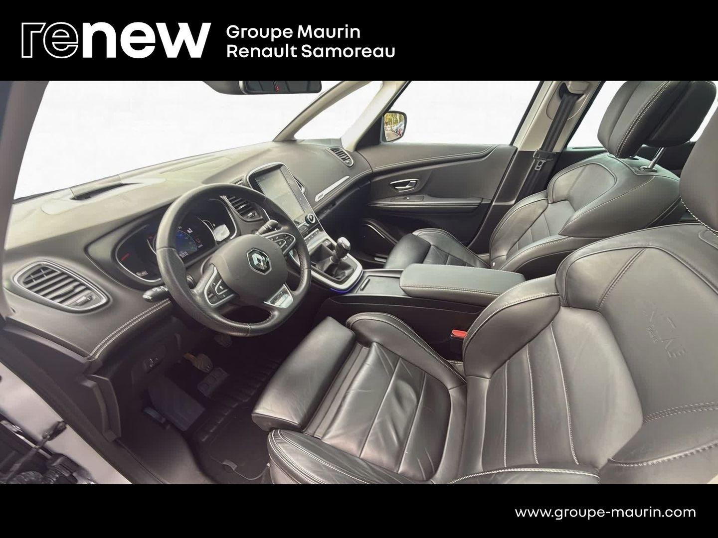 RENAULT Grand Scenic 1.6 dCi 130ch Energy Initiale Paris - Photo 11