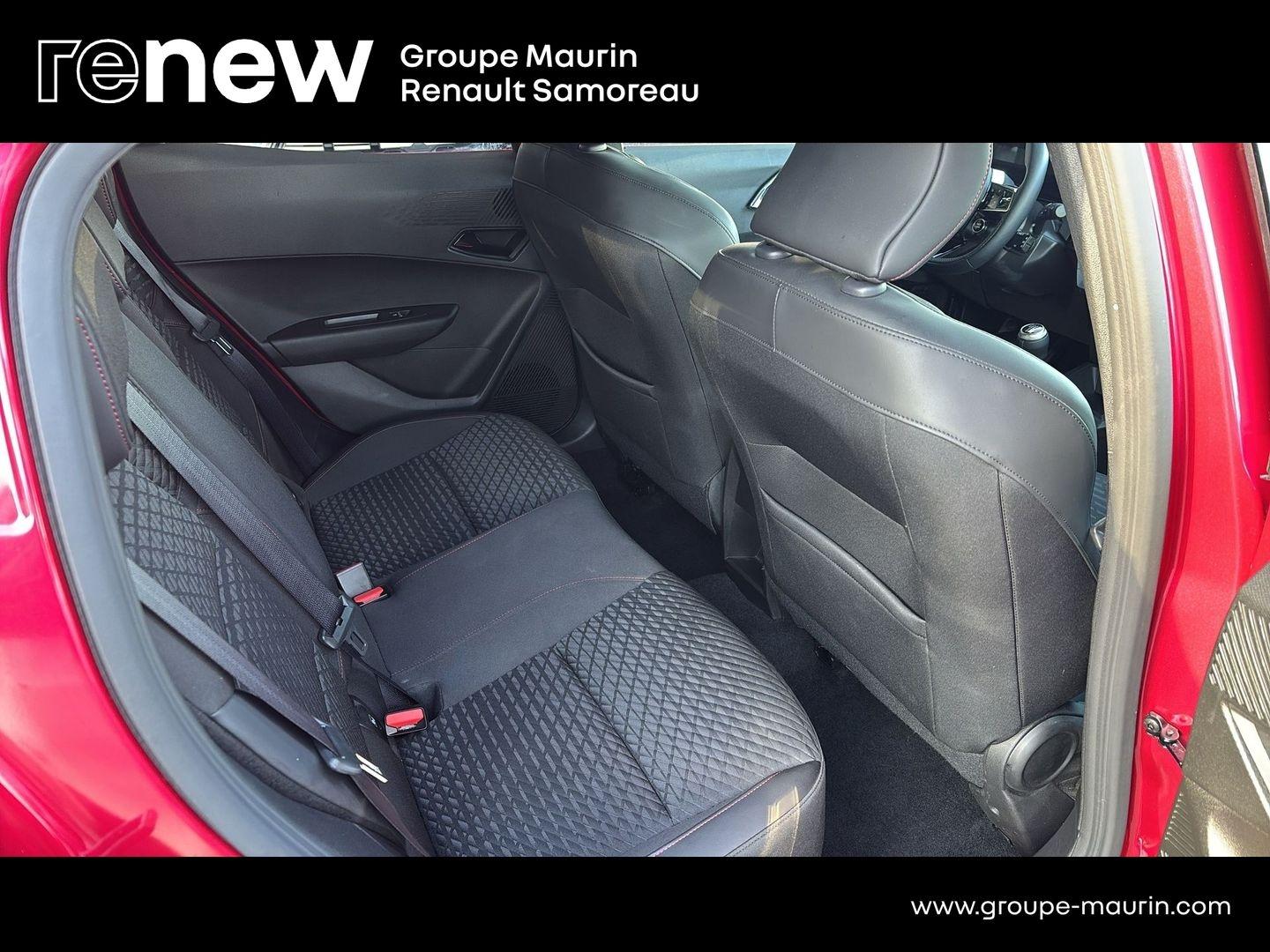 RENAULT Clio 1.2 TCe 115ch Techno - Photo 12