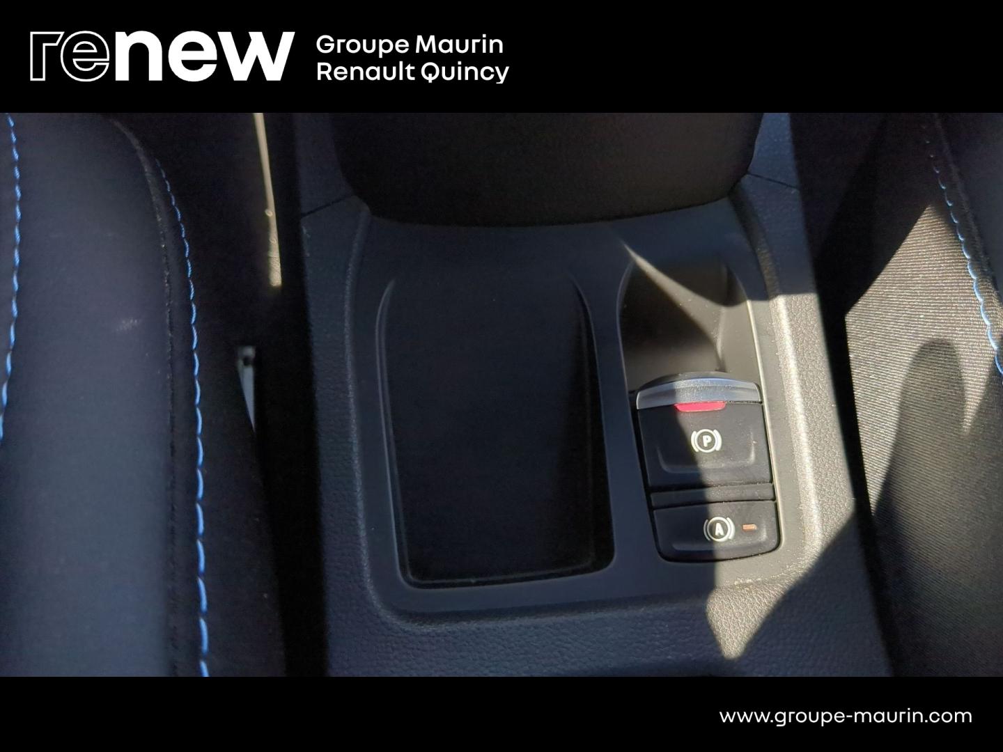 RENAULT Clio 1.0 TCe 90ch esprit Alpine - 24 - Photo 22