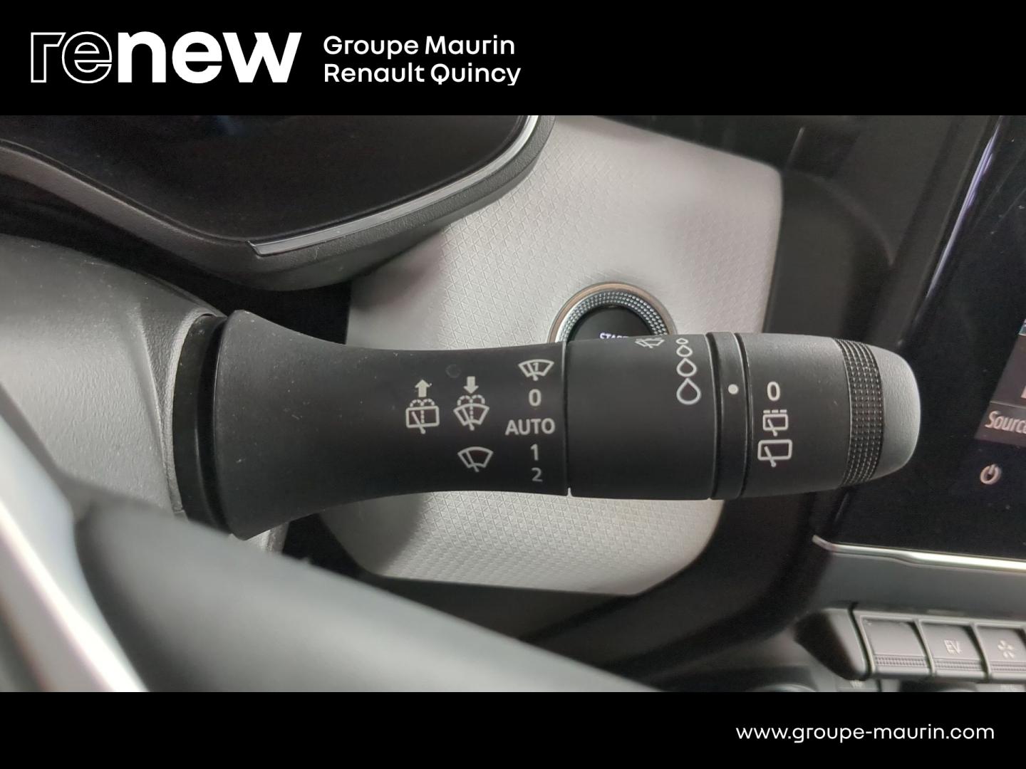 RENAULT Clio 1.6 E-Tech hybride 145ch Techno - Photo 16