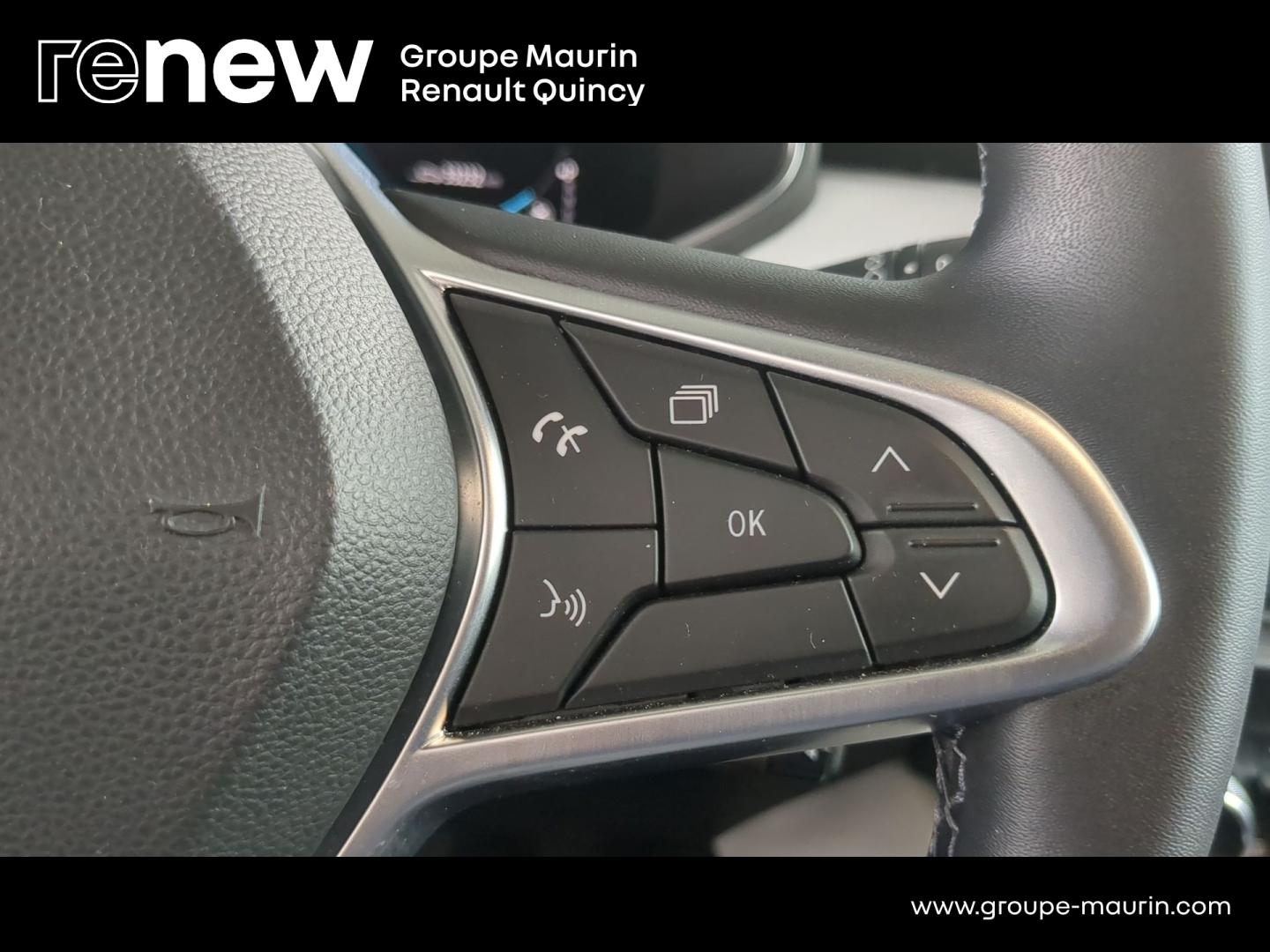 RENAULT Clio 1.6 E-Tech hybride 145ch Techno - Photo 18