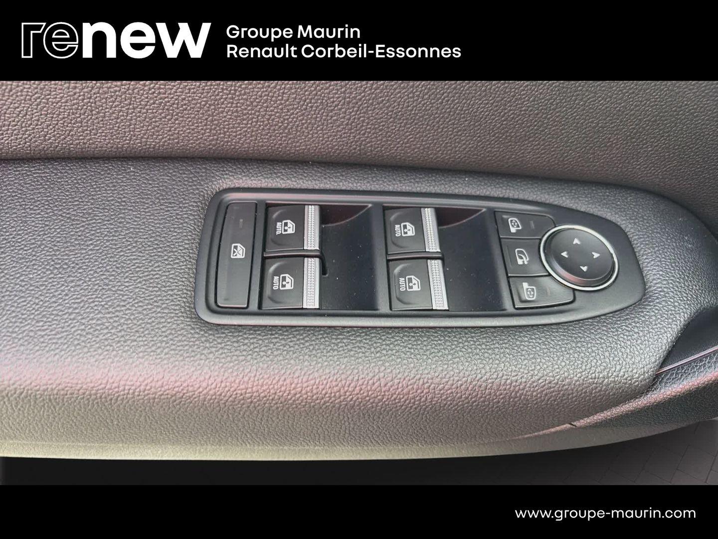RENAULT Captur 1.6 E-Tech hybride 145ch Techno - Photo 19