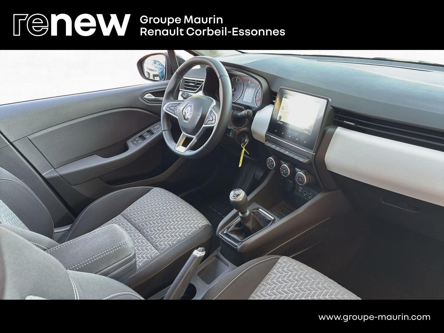 RENAULT Clio 1.0 TCe 90ch Evolution - Photo 17