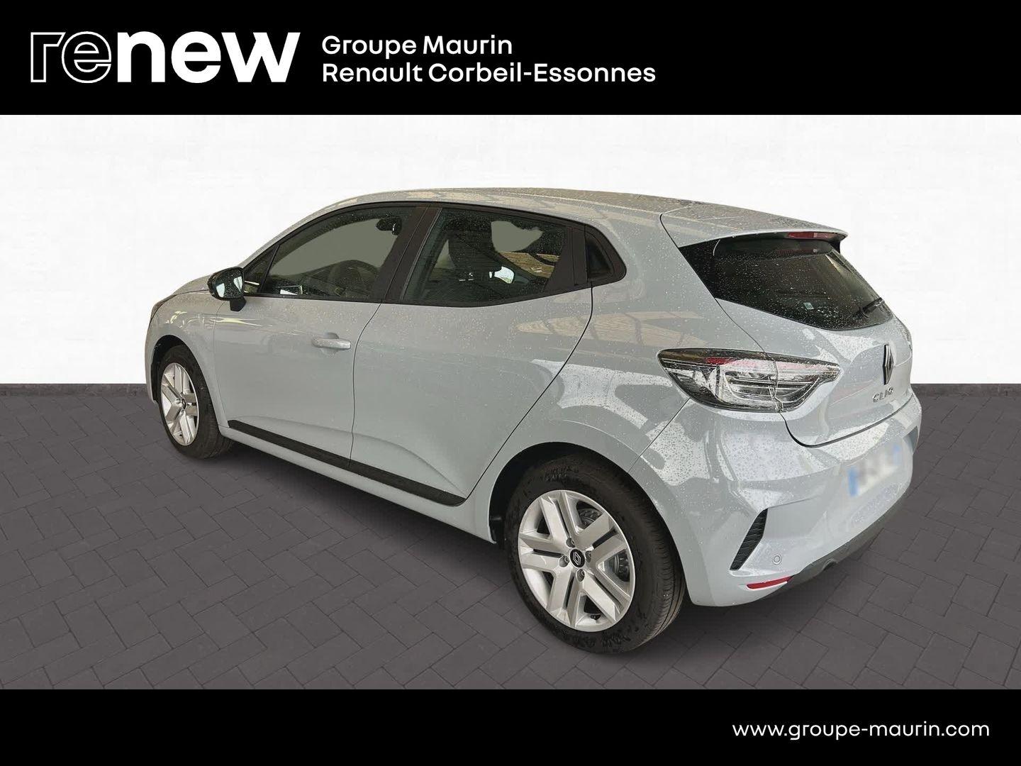 RENAULT Clio 1.5 dCi 100ch Evolution - 25 - Photo 7