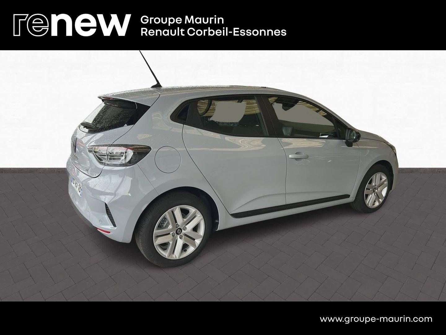 RENAULT Clio 1.5 dCi 100ch Evolution - 25 - Photo 5