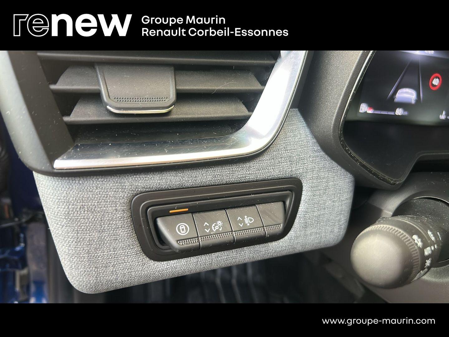 RENAULT Clio 1.5 dCi 100ch Evolution - 25 - Photo 16