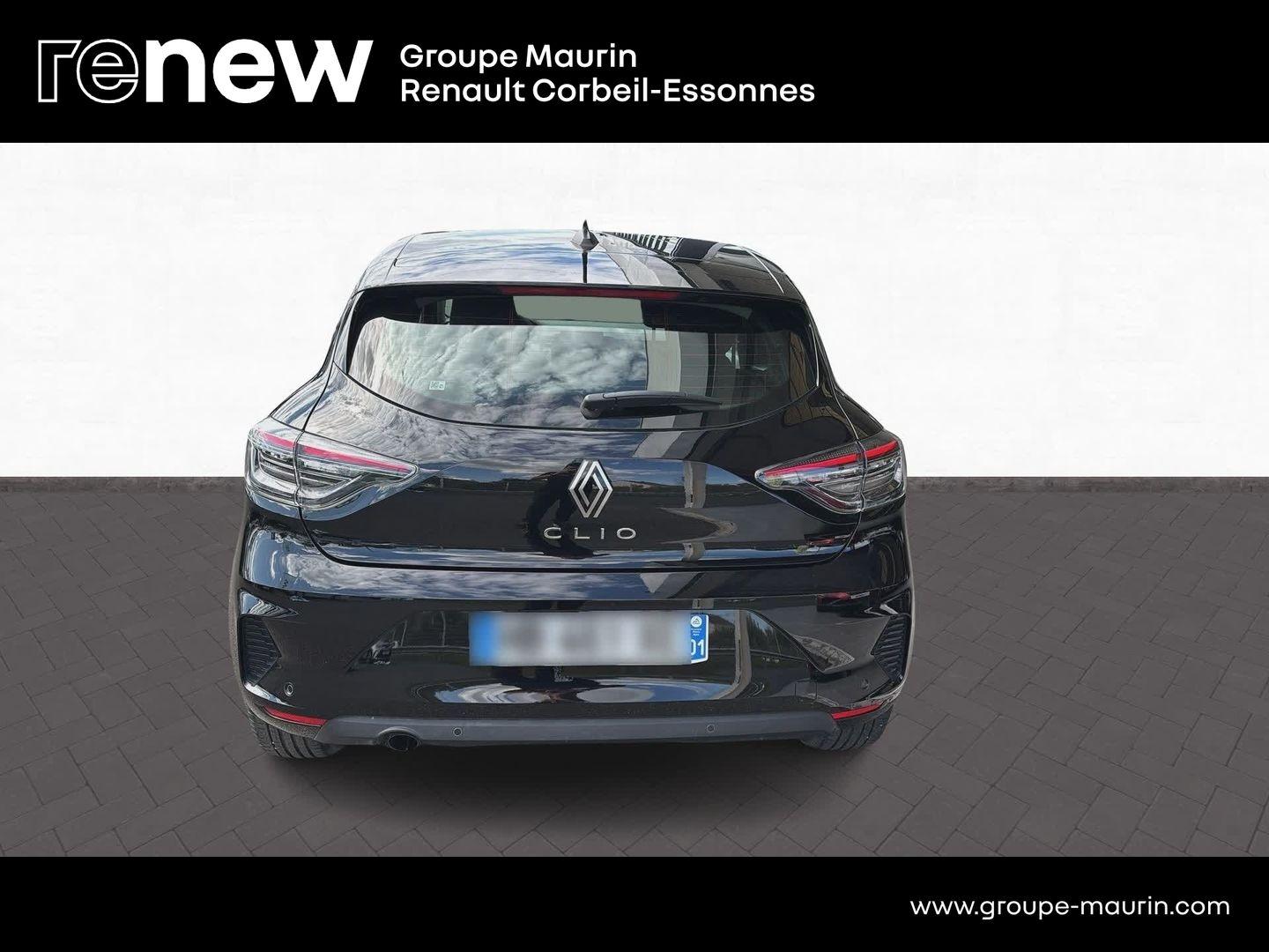 RENAULT Clio 1.5 dCi 100ch Evolution - 25 - Photo 4