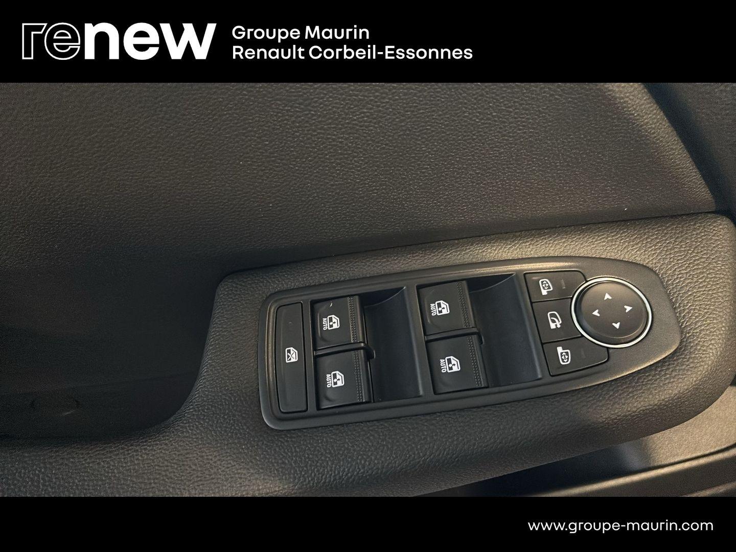 RENAULT Clio Réversible 1.6 E-Tech full hybrid 145 Evolution - Photo 16
