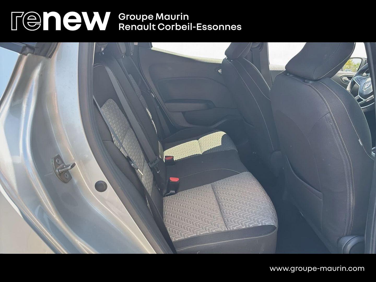 RENAULT Clio 1.0 TCe 90ch Evolution - Photo 17