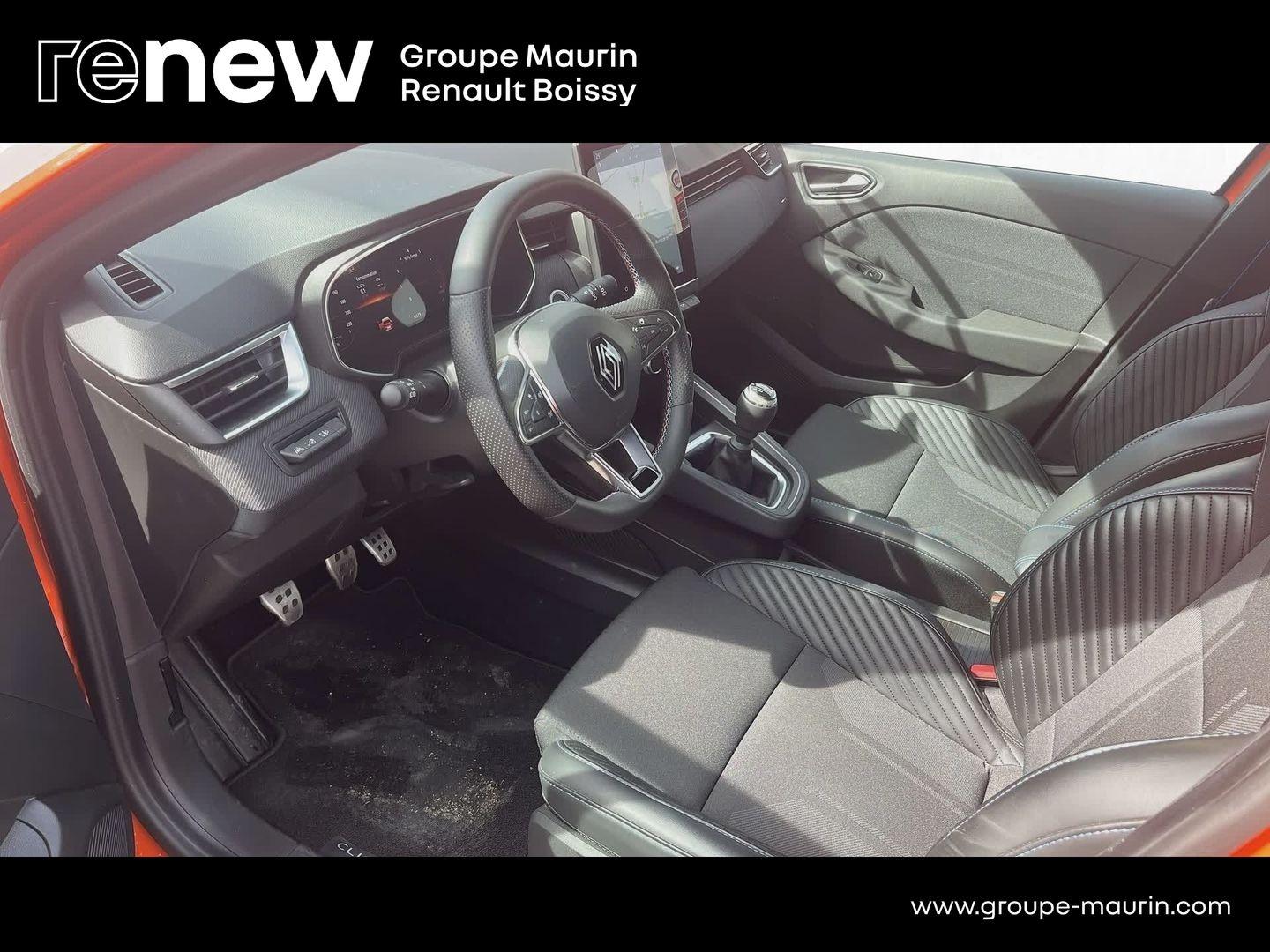 RENAULT Clio 1.0 TCe 90ch esprit Alpine - 24 - Photo 11