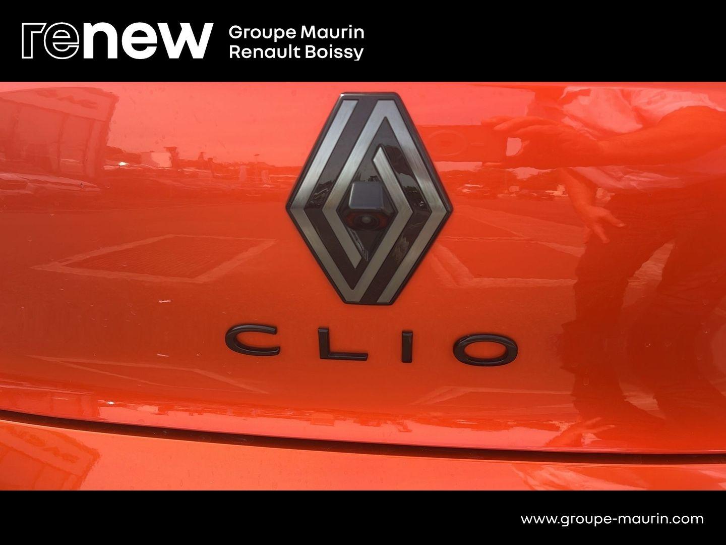 RENAULT Clio 1.0 TCe 90ch esprit Alpine - 24 - Photo 19