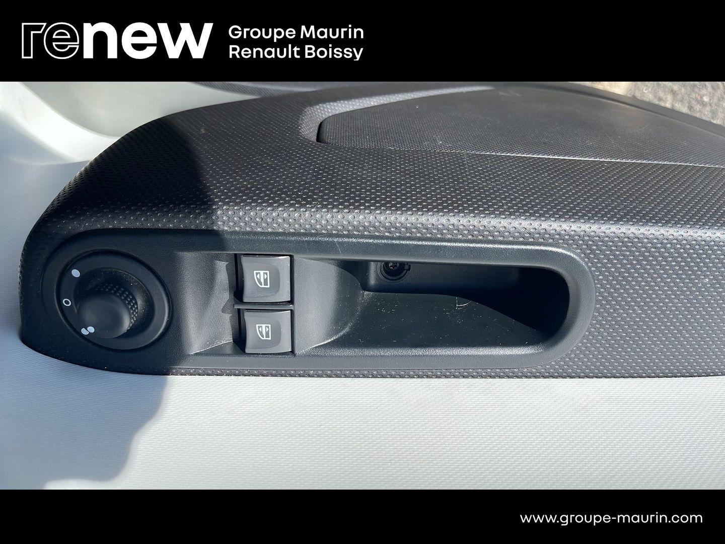 RENAULT Twingo 1.0 SCe 65ch Equilibre - Photo 25