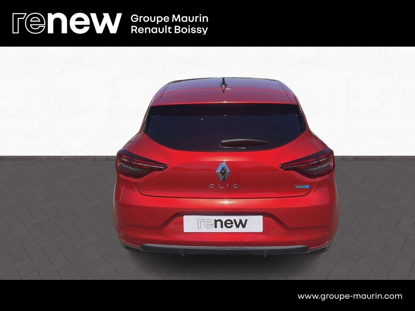 RENAULT Clio 1.6 E-Tech hybride 145ch Techno - Photo 8