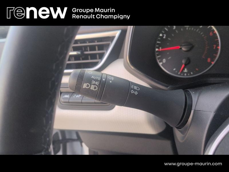 RENAULT Clio 1.0 TCe 90ch Evolution - Photo 16
