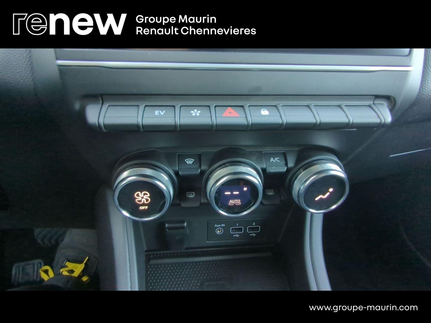 RENAULT Captur 1.6 E-Tech hybride 145ch Intens -21 - Photo 22