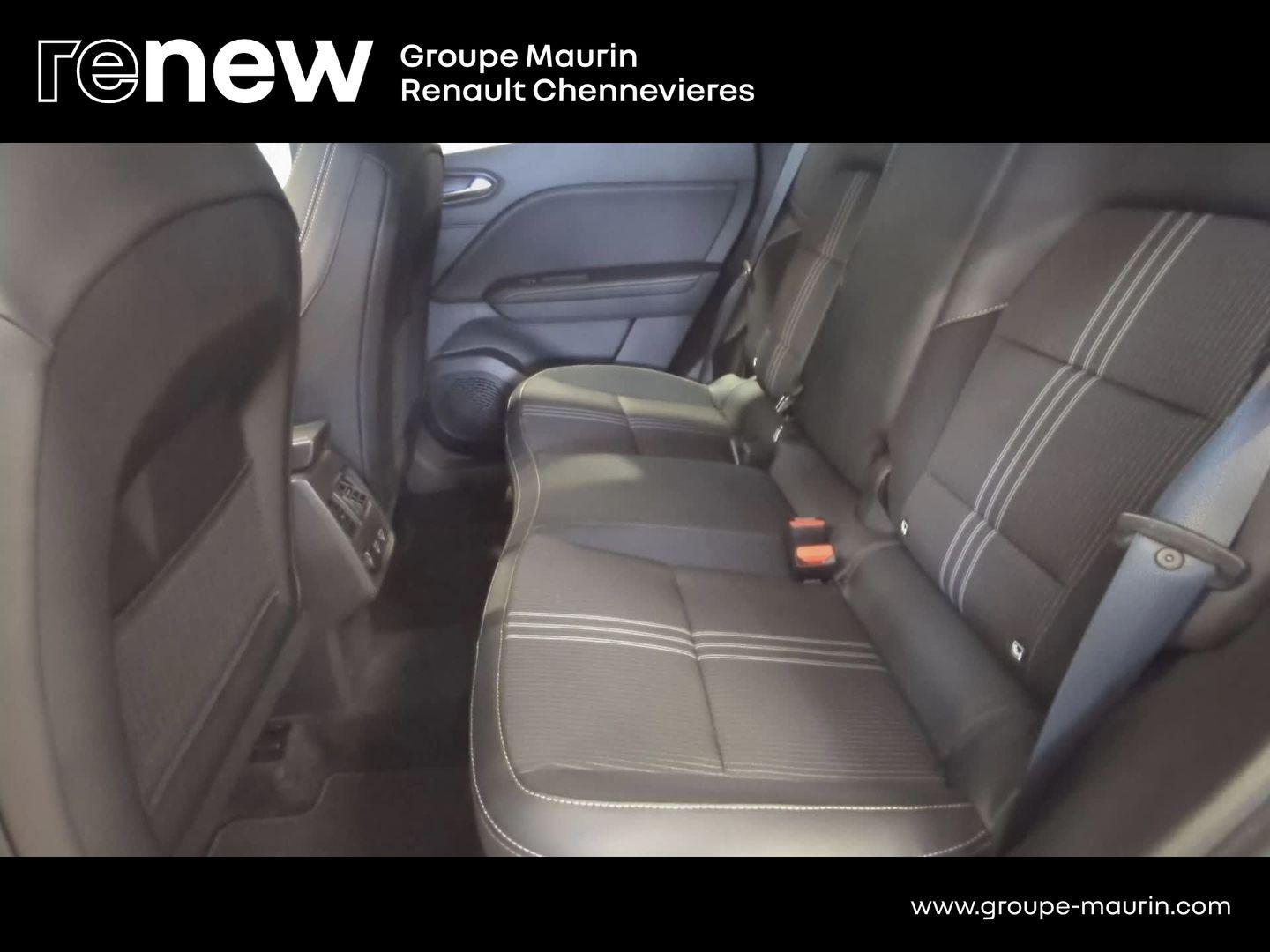 RENAULT Captur 1.6 E-Tech hybride 145ch Engineered - Photo 17