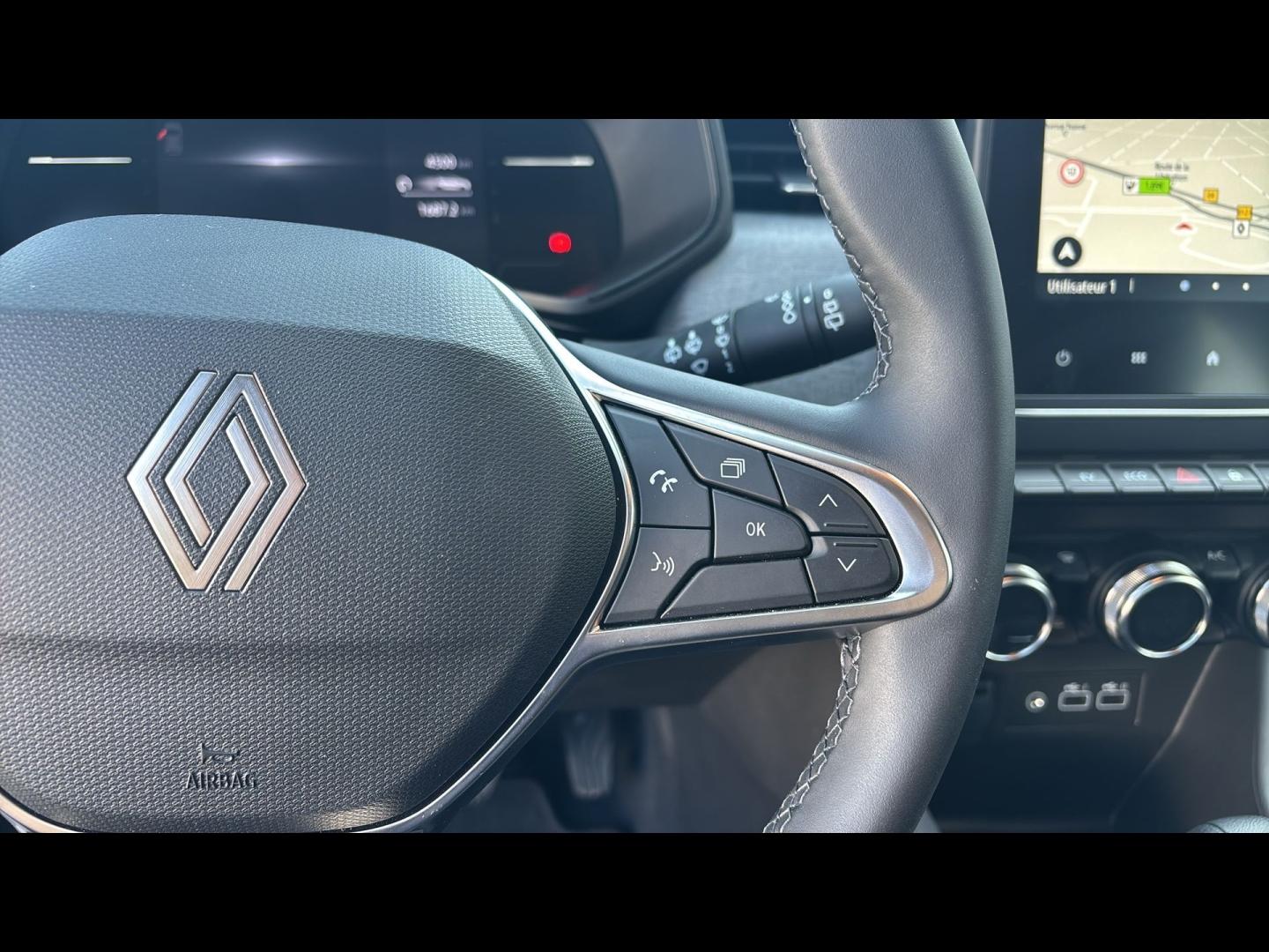 RENAULT Clio 1.6 E-Tech 145ch full hybrid Evolution - 25b - Photo 38