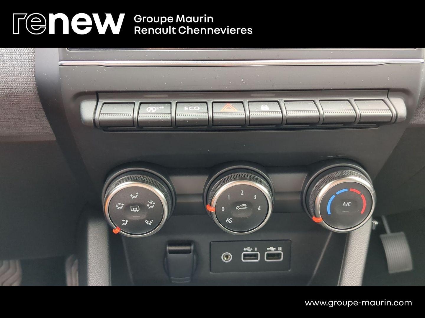 RENAULT Clio 1.5 Blue dCi 100ch Evolution - 24 - Photo 25