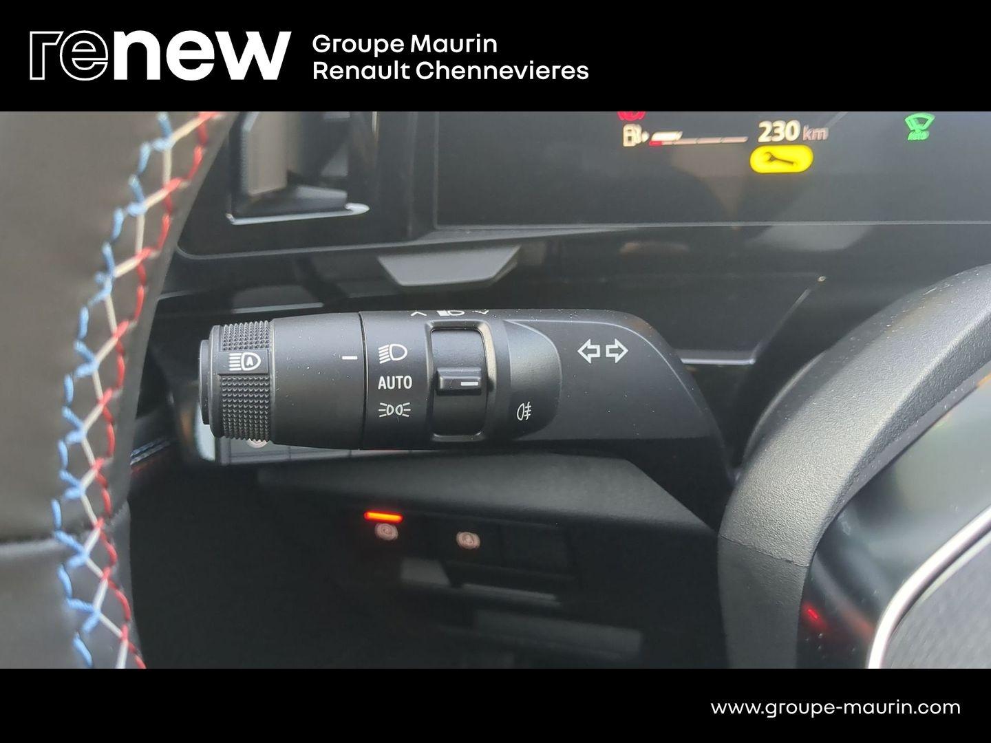 RENAULT Rafale 1.2 E-Tech full hybrid 200ch esprit Alpine - 25 - Photo 19