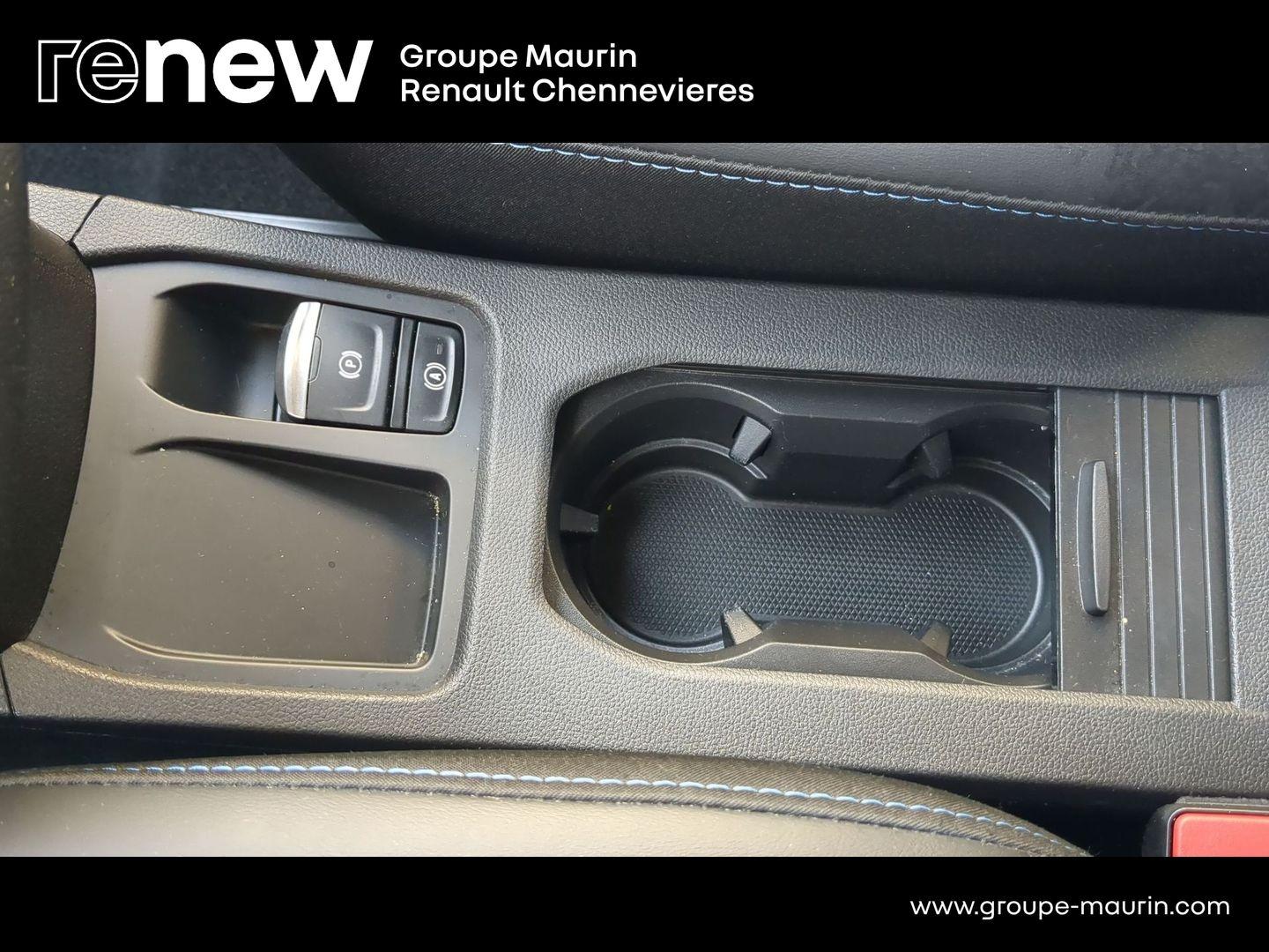 RENAULT Clio 1.0 TCe 90ch esprit Alpine - 25 - Photo 21