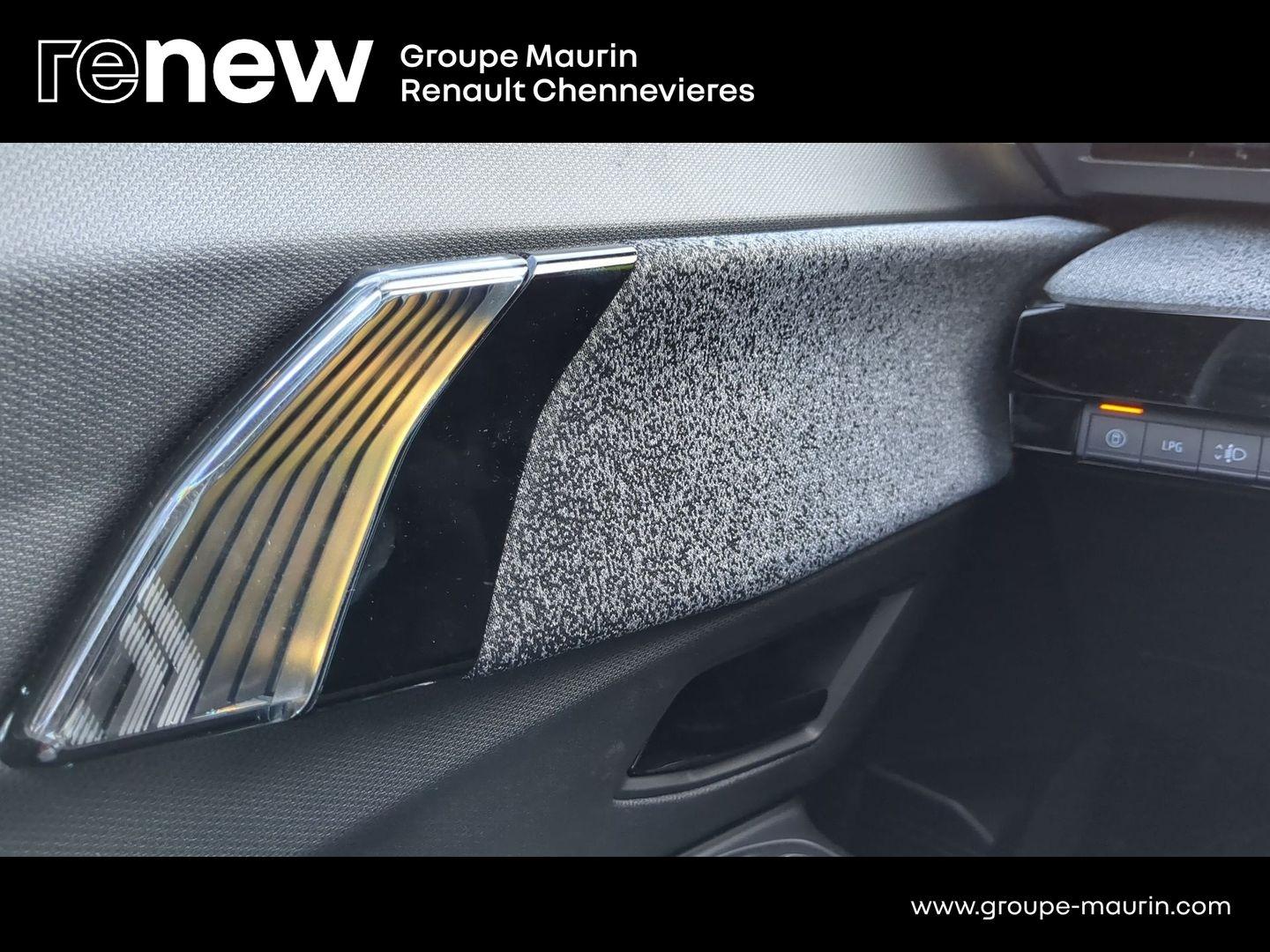 RENAULT Clio 1.2 Eco-G 120ch Techno EDC -26 - Photo 16