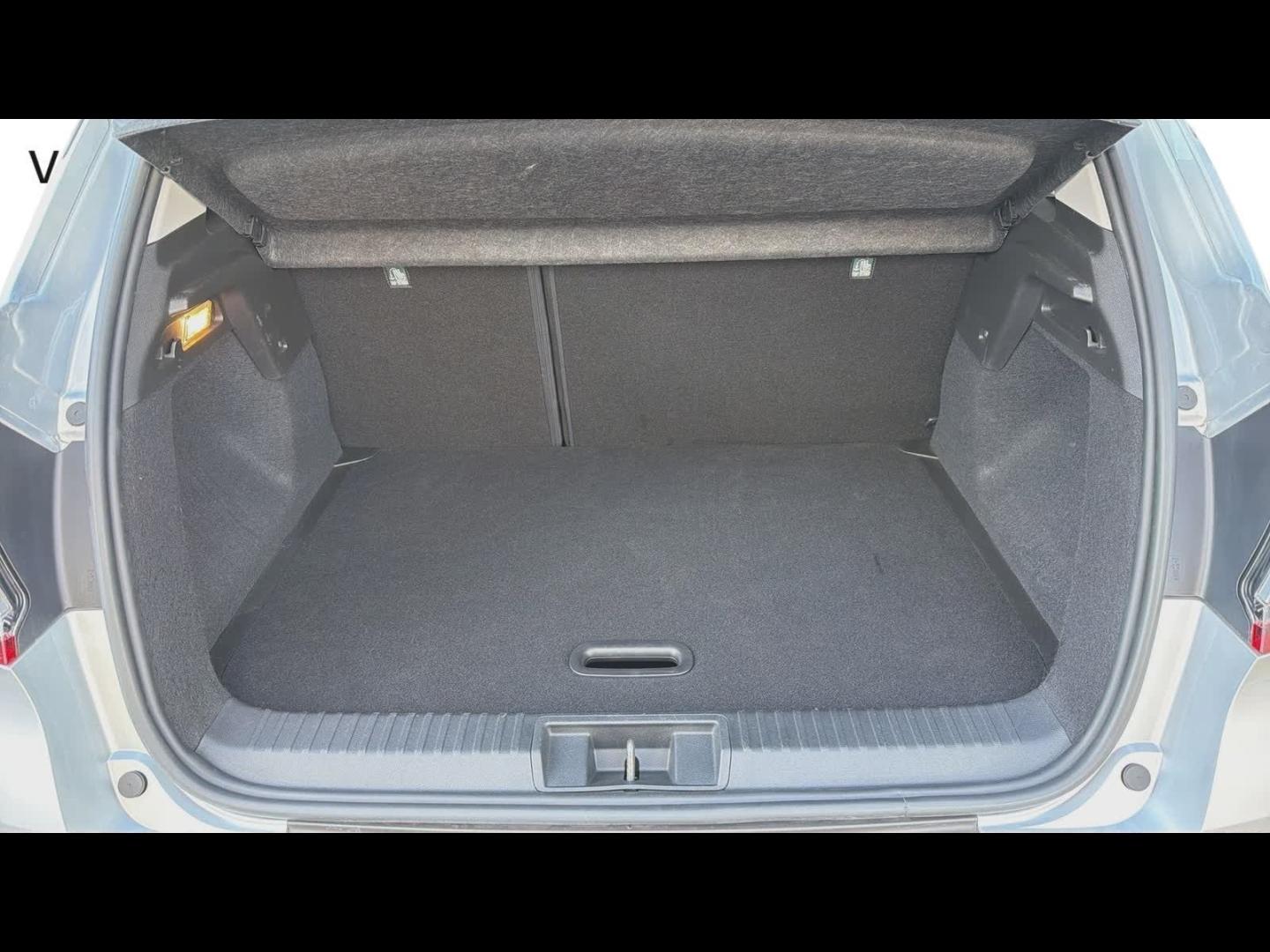 RENAULT Captur 1.3 TCe 140ch FAP Intens EDC -21 - Photo 8