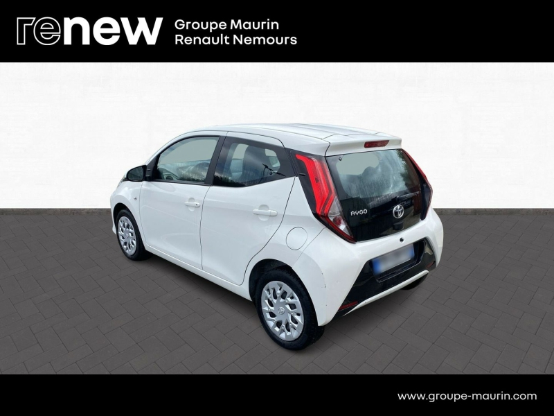 TOYOTA Aygo d’occasion à vendre à SAINT PIERRE LES NEMOURS chez DPL - SNCA (Photo 5)